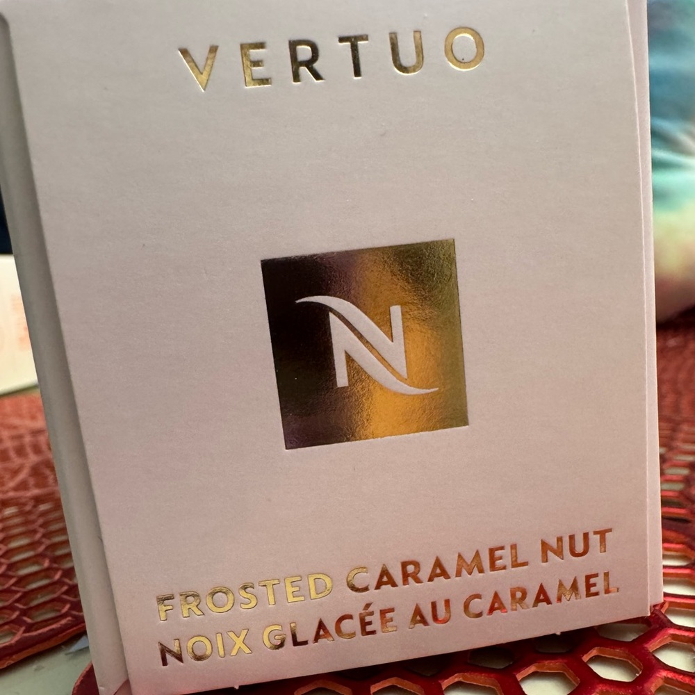 Nespresso Vertuo Frosted Caramel Nut 🌰 sleeve discontinued web or boutique.